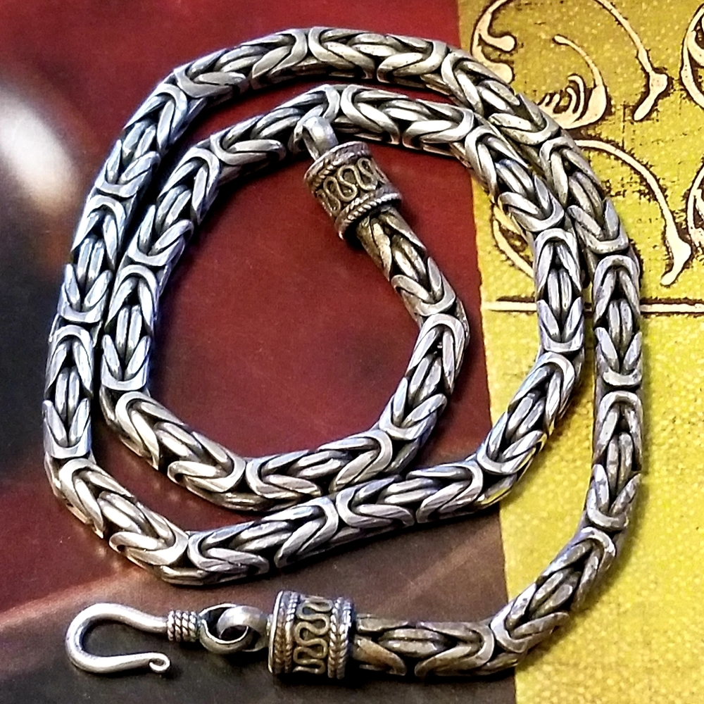 VERY RARE Silpada Sterling Silver Byzantine Necklace - Picture 5 of 10